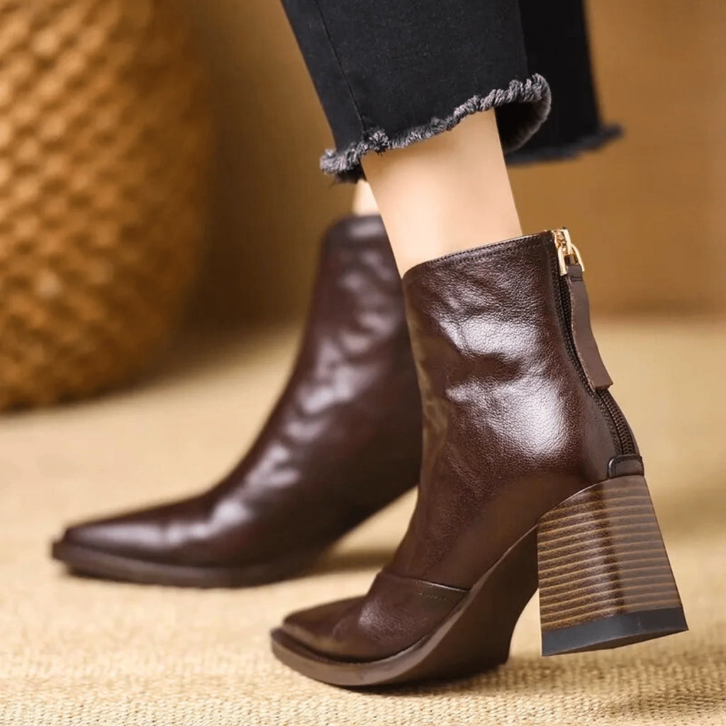 Helena™ | Botas De Cano Curto De Luxo Com Salto Médio