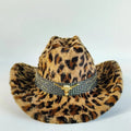 Sombrero vaquero elegante con estampado de leopardo y ala ancha; modelo de piel sintética para hombre y mujer, ideal para el invierno.