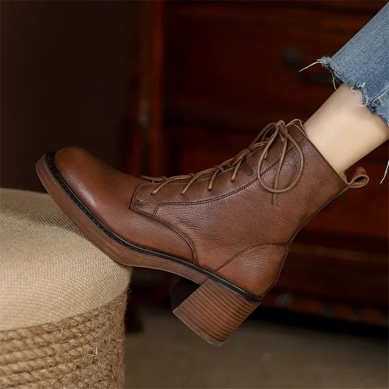 2026 Winter Genuine Leather Women Boots round Toe Thick Heel Lace up Fashion Ankle Boots Retro Boots Platform Shoes Heels Grown