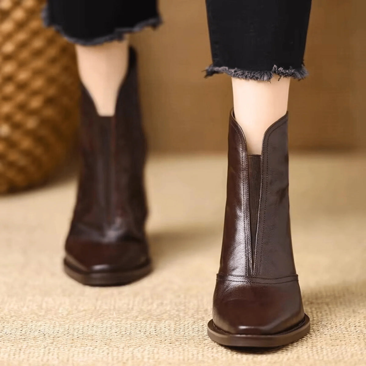 Helena™ | Botas De Cano Curto De Luxo Com Salto Médio