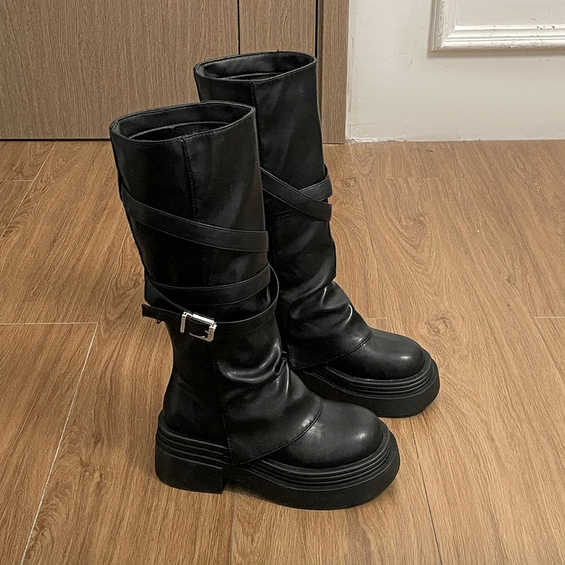 Botas altas estilo caballero para mujer, vintage, con tacón grueso y diseño sin cierres (slip-on); calzado de otoño-invierno.